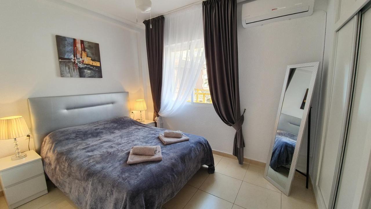 Sunny Apartament Near La Mata Beach Torrevieja Esterno foto